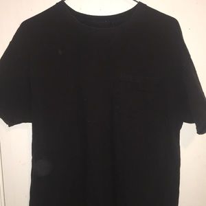 Plain shirt with pocket.